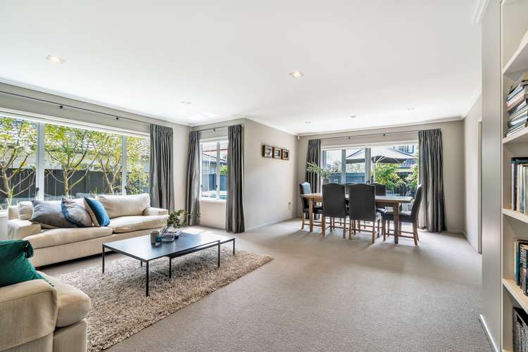 27 Kestev Drive Flat Bush_10