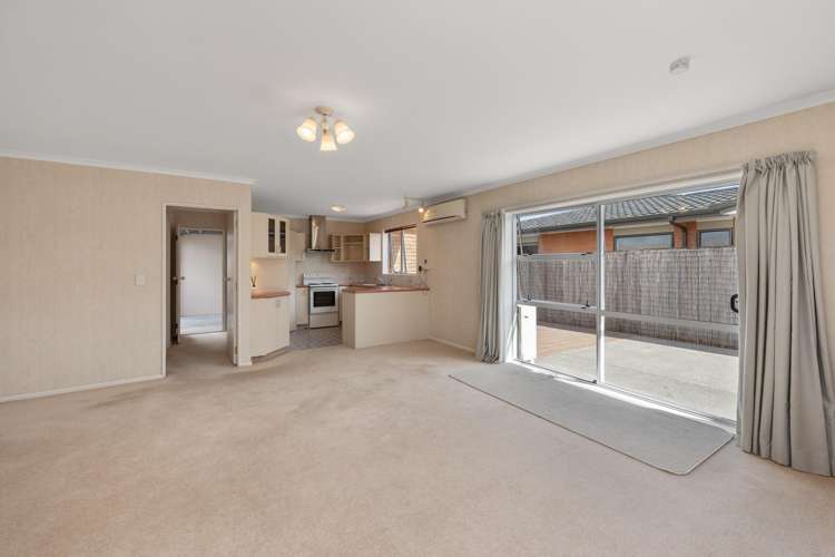 2/4 Normanby Street Fitzroy_3