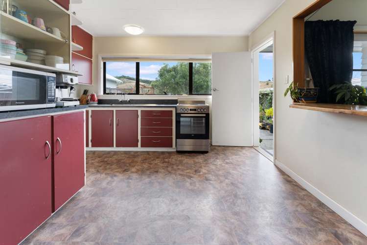 244 Saint Vincent Street Toi Toi_5