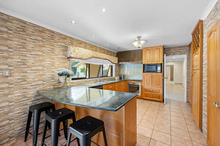 44 Gracechurch Drive Flat Bush_12