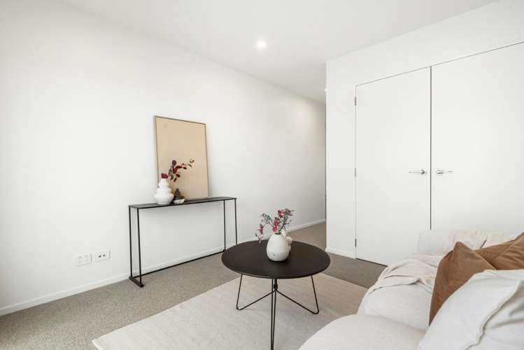 51 Nga Pona Toru Road Flat Bush_25