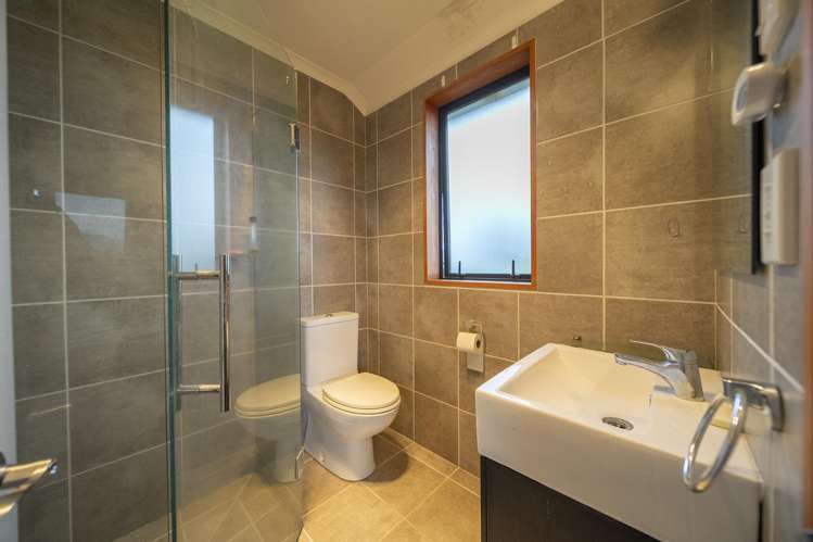 66 Orbell Crescent Te Anau_12