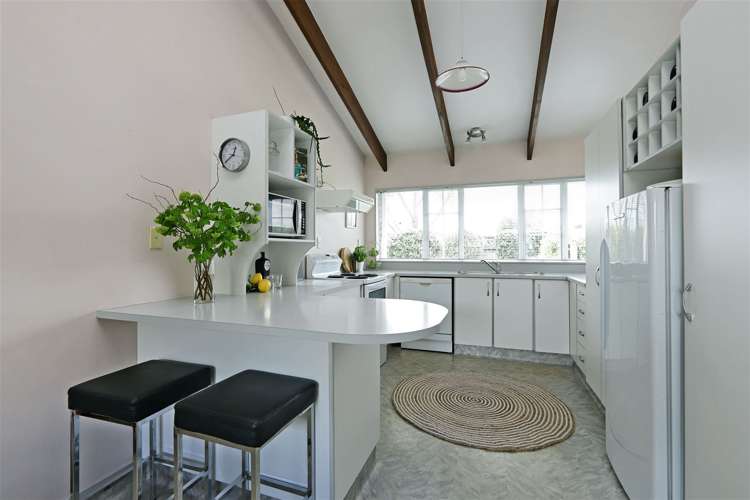 1229 Louie Street Parkvale_9