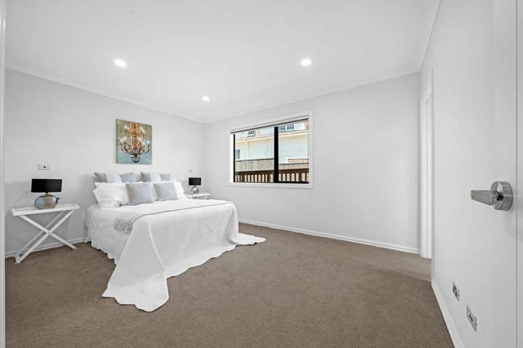 66A Marine Parade Mellons Bay_24