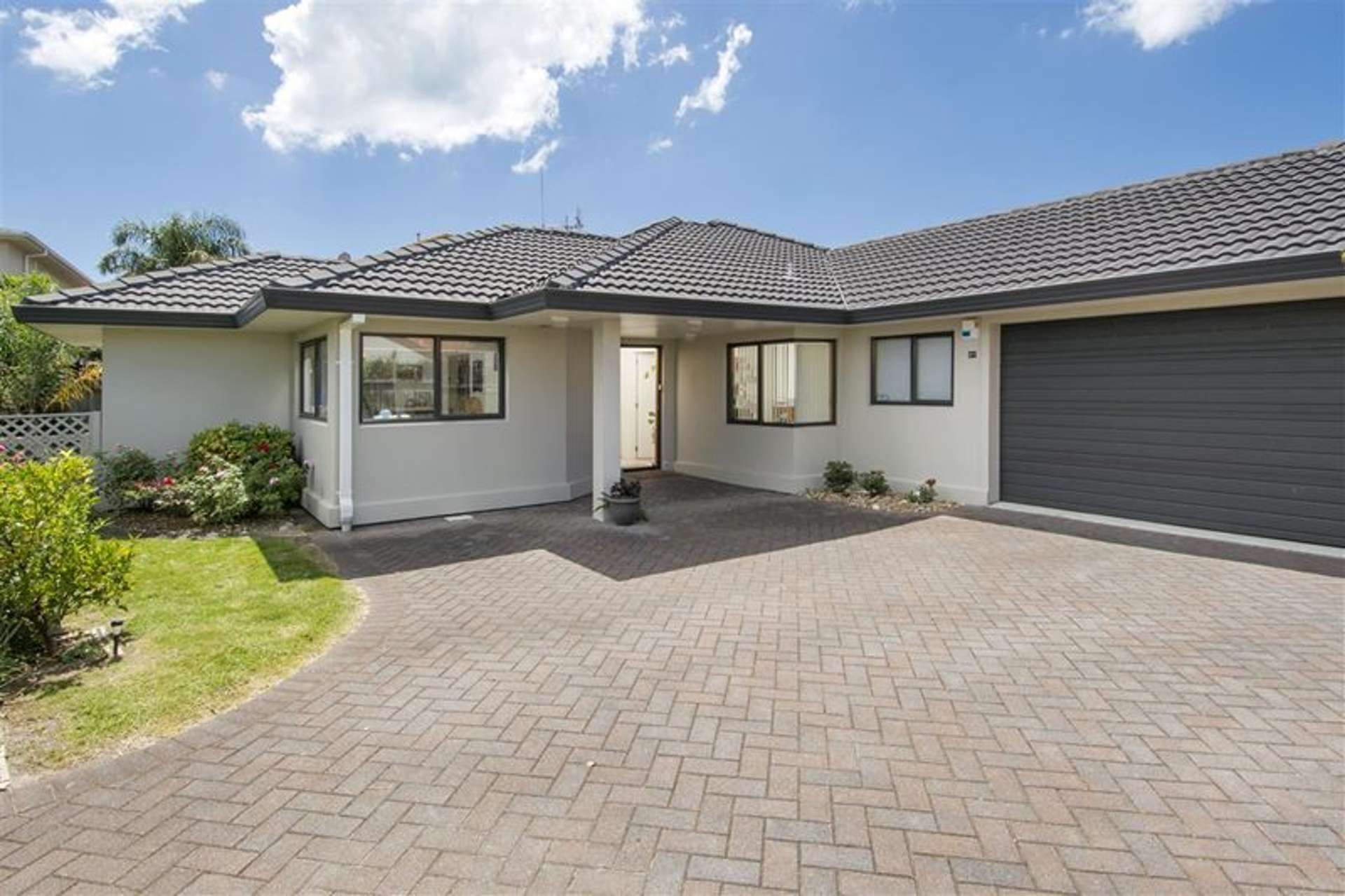 27 Santa Monica Drive Papamoa_0