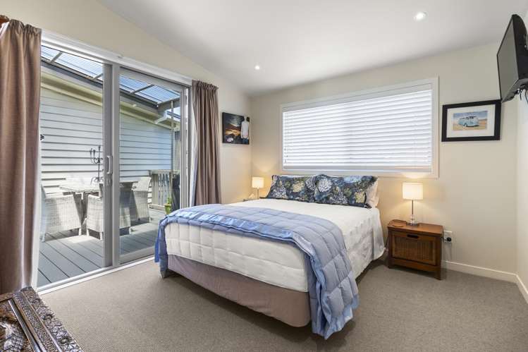 5 Church Bay Road Oneroa_16