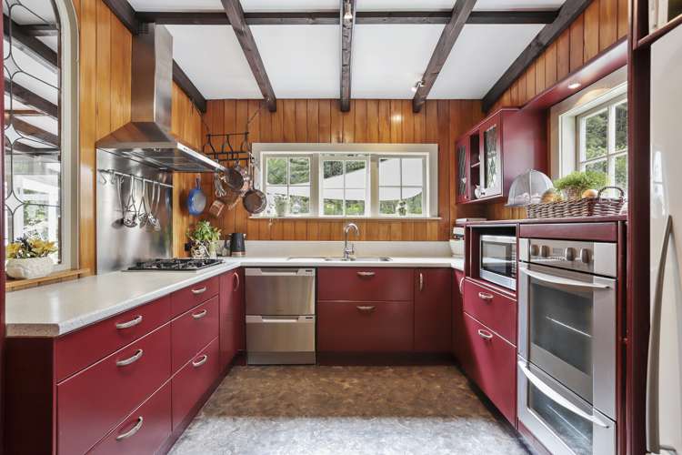 15 Huia Road Titirangi_11