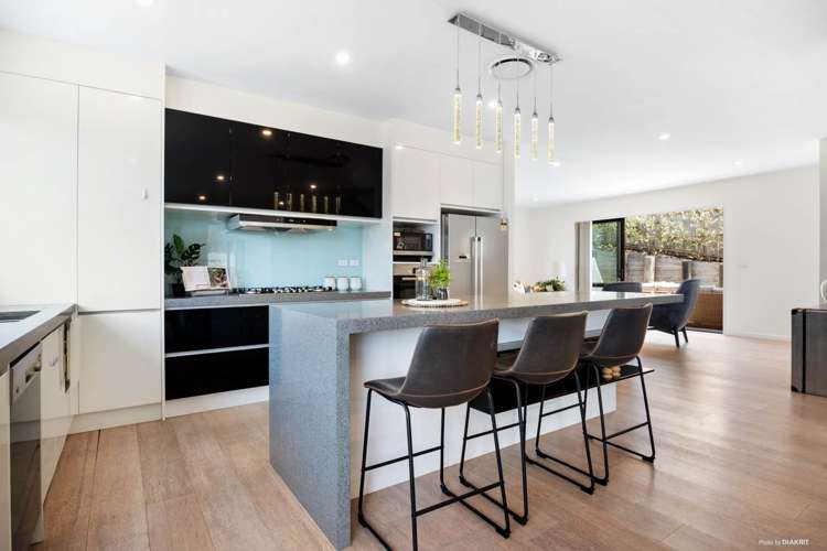 61 Golden Morning Drive Albany Heights_6