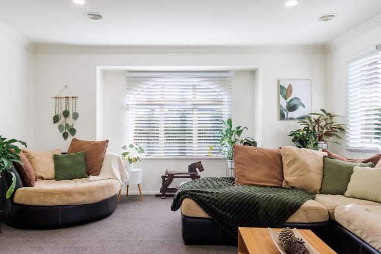 16 Palliser Drive Huntington_8