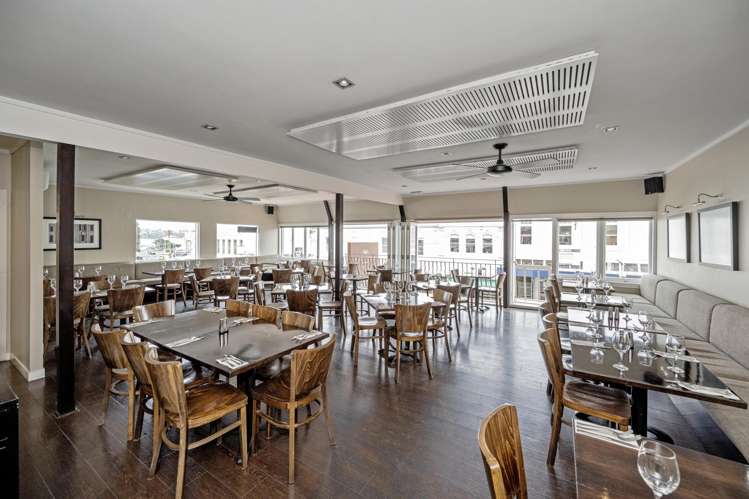 26-28 Victoria Road Devonport_4