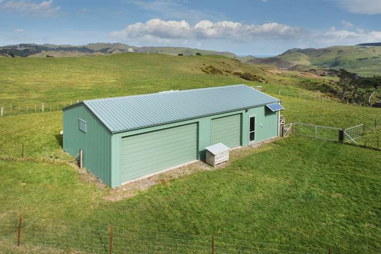 1241 Awhitu Road Pollok_17