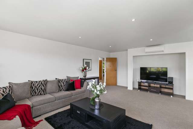 26 Sunrise Boulevard Tawa_4