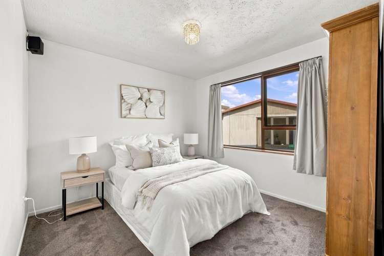 50 Yellowstone Crescent Burwood_8