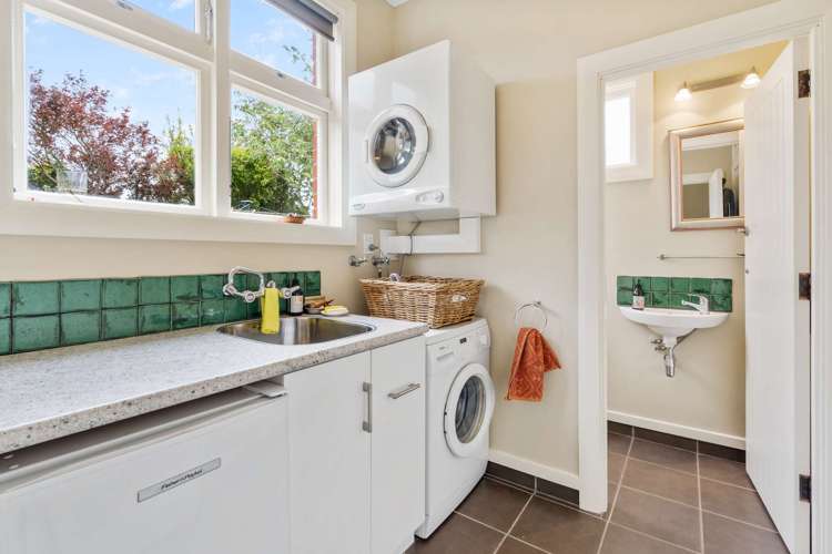 11 Aytoun Street Shiel Hill_13