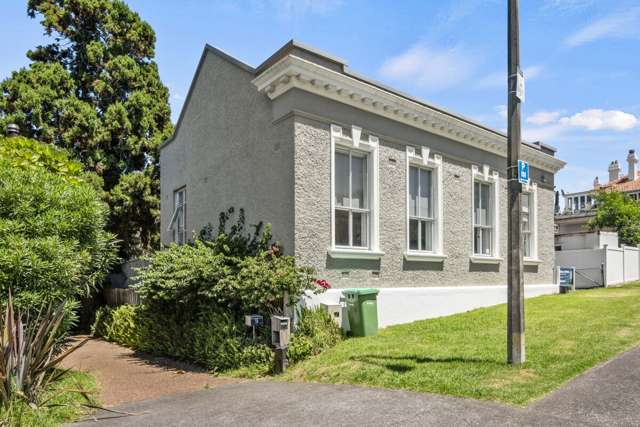 Unit C, 187A Hurstmere Road Takapuna_2