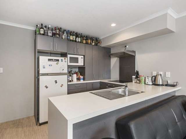 9f Denver Place Hamilton East_4