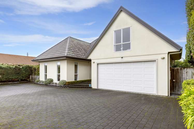 12a Gradwell Place Two Mile Bay_23