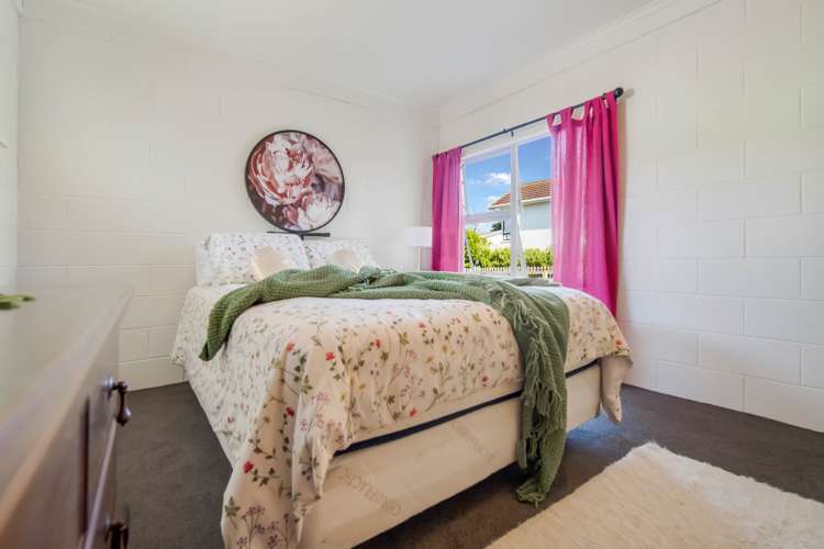 5 Price Street Westown_16