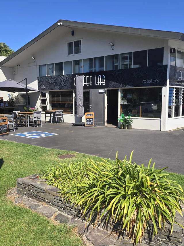 6/11 Silverfield Wairau Valley_3