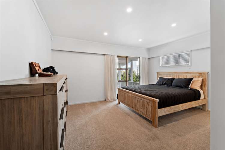 9b Centreway Road Orewa_13