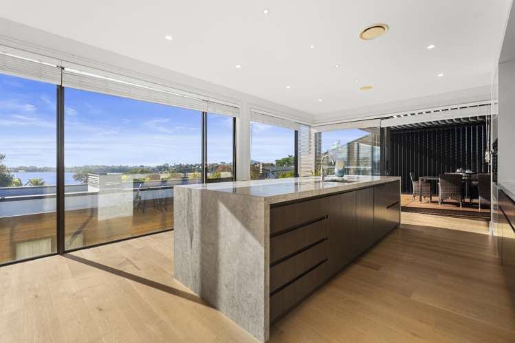 37 Lake Pupuke Drive Takapuna_2