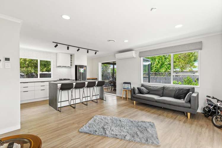 3/69 Awaroa Road Helensville_1