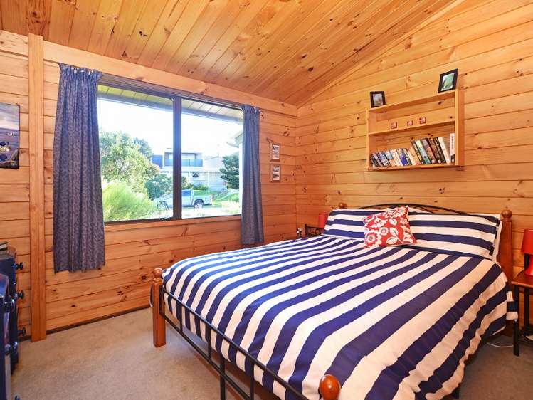 13 Tamarisk Drive Riversdale Beach_10