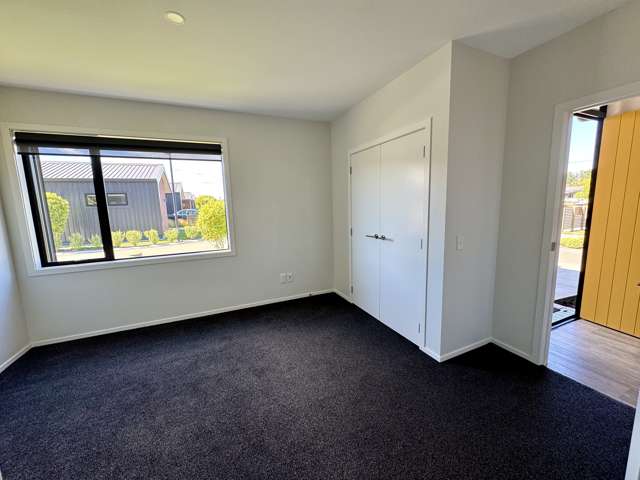 2/4 Bibby Street Waipawa_4