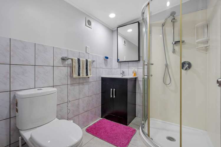 57 Rosella Road Mangere East_21