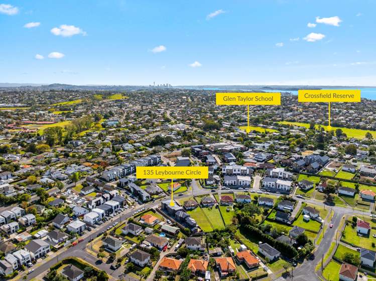 Lot1-5/135 Leybourne Circle Glen Innes_31