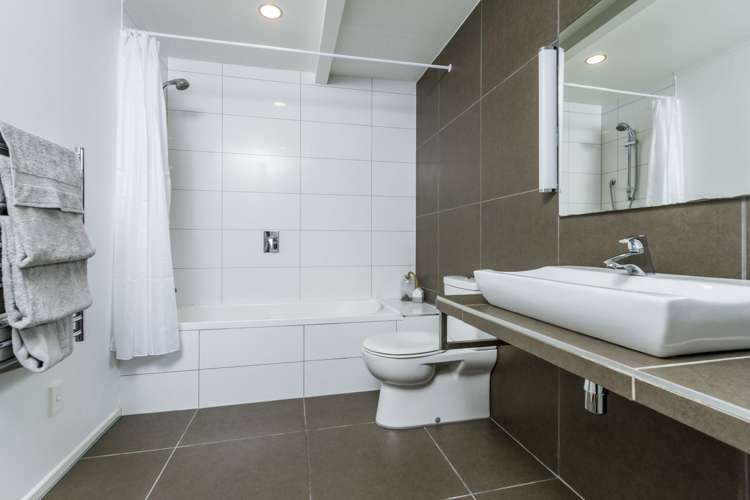 7 Paris Place Birkenhead_12