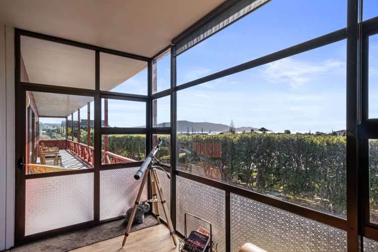 15 Frimley Terrace Waikanae Beach_21