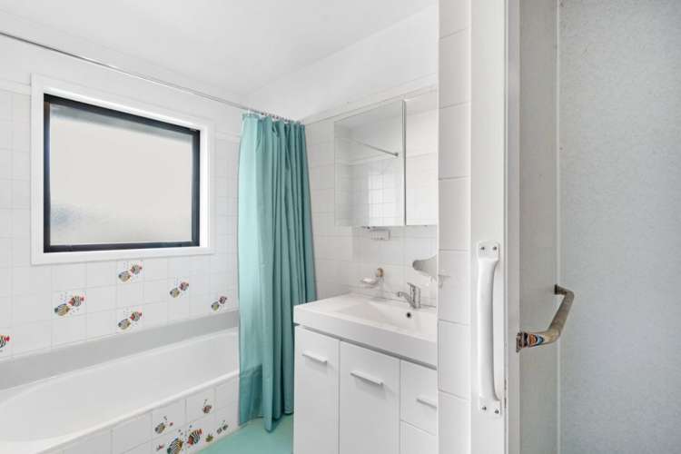 2/121 Hay Street Bromley_8