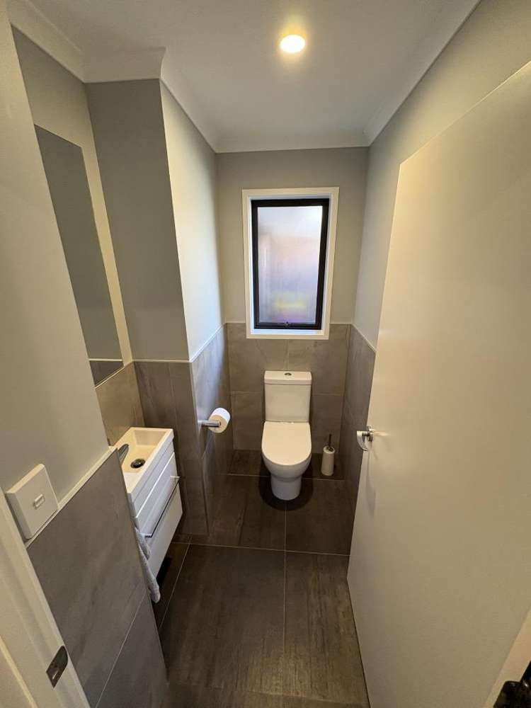 2 Alva Glen Place 11554_13