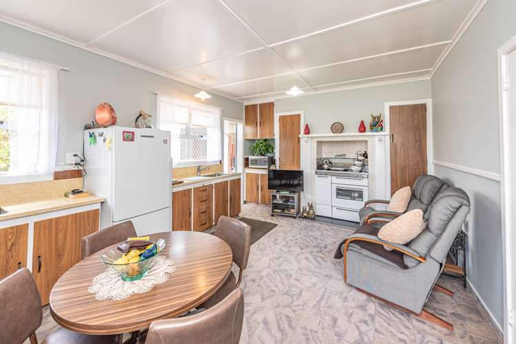 7 Caffray Avenue Aramoho_13