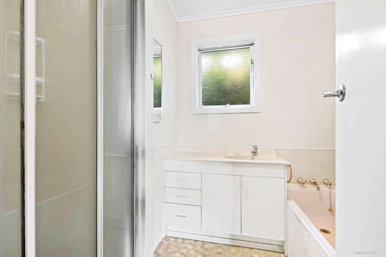 1a/40 Marlborough Avenue Glenfield_16