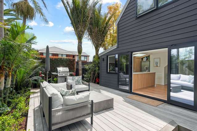 2/220 Point Chevalier Road Point Chevalier_3