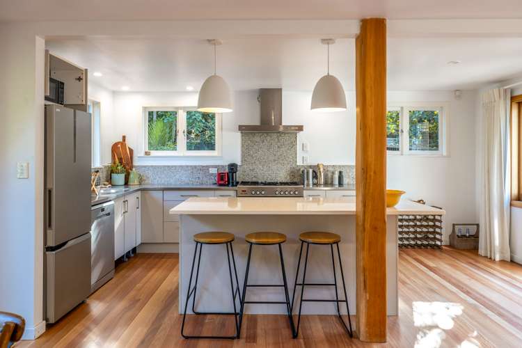 14 Hillside Road Ostend_12