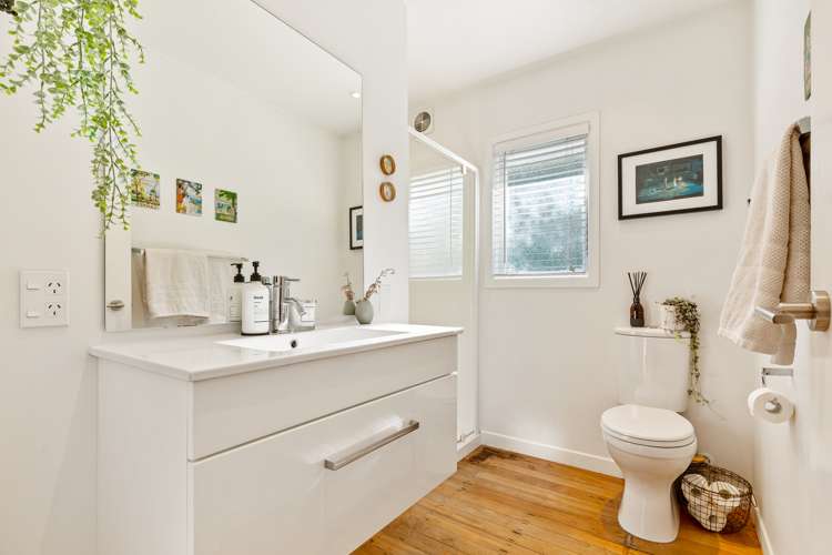 36 Kervil Avenue Te Atatu Peninsula_21