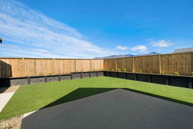 9 Stonehenge Road Wanaka_19