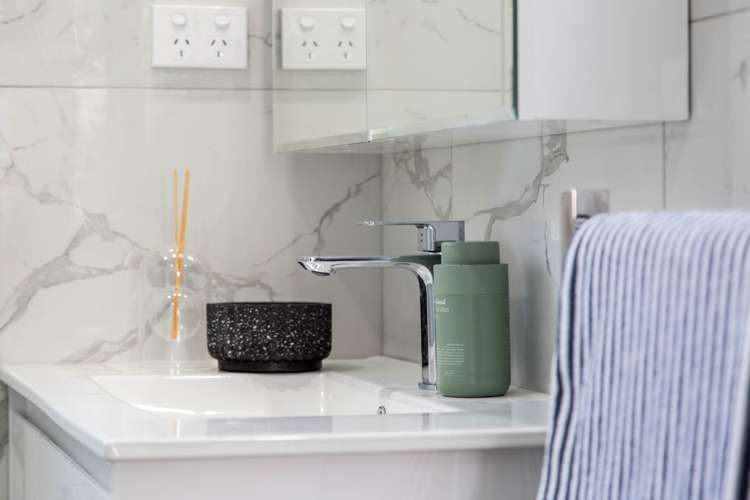 7B Craigbank Avenue New Lynn_18