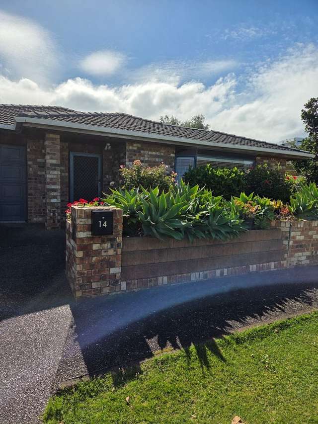 Charming 3BR Home in Te Atatu!
