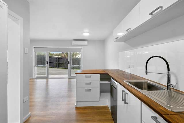 38C Breakwater Road Moturoa_1