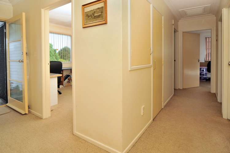 12 Hobart Crescent Wattle Downs_8