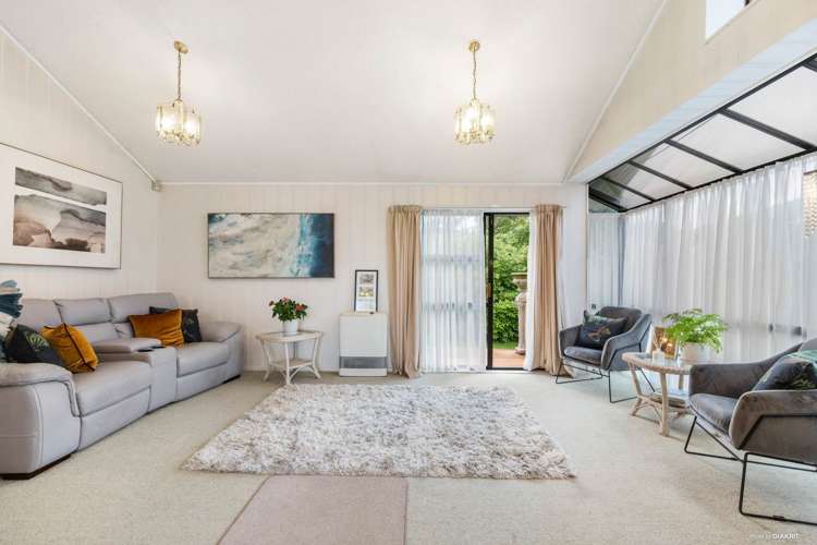 2/288 Queen Street Pukekohe_9