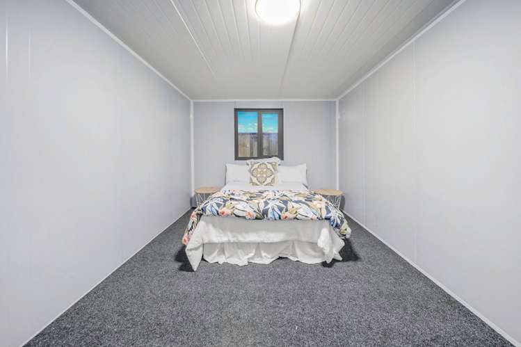 23 Tindall Crescent Otara_12