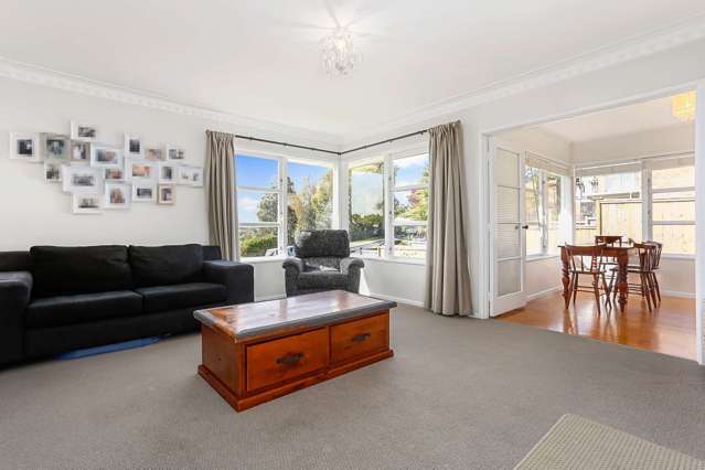 22 Dolbear Street Titirangi_2