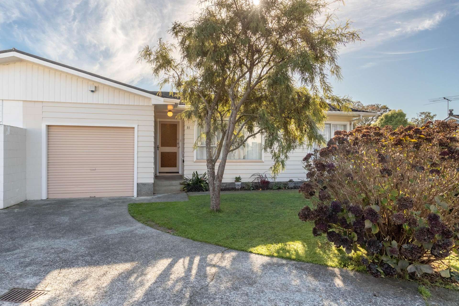 11b Waddington Drive Naenae_0