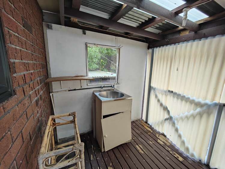 56 Willerton Avenue New Lynn_18