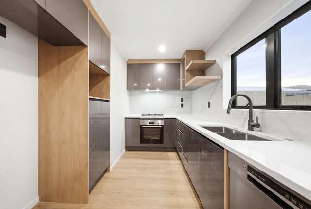 2/20 Earlsworth Road Mangere East_1
